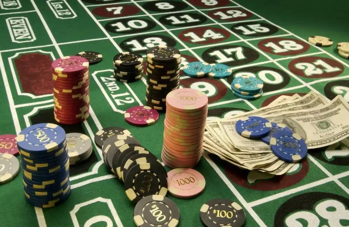 Tampilan utama aplikasi betman dengan berbagai permainan sportsbook dan slot online